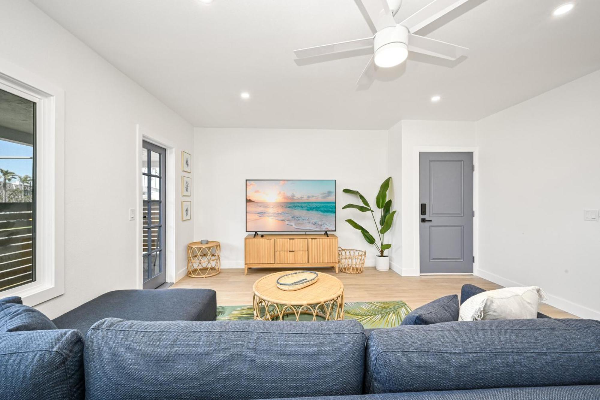 Brand New Home By The Beach & Historic Sunset Water Tower Sunset Beach Exterior photo